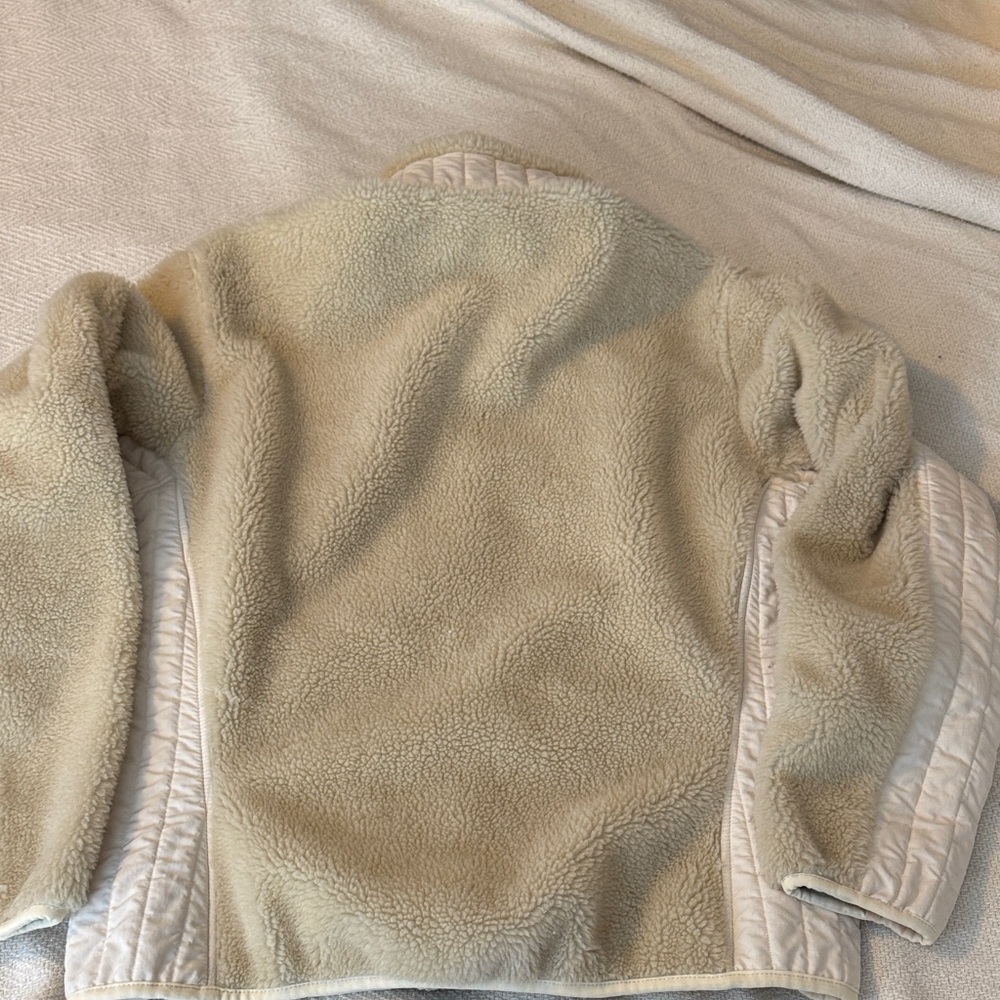Patagonia Synchilla Cream Fleece - Picture 10 of 10